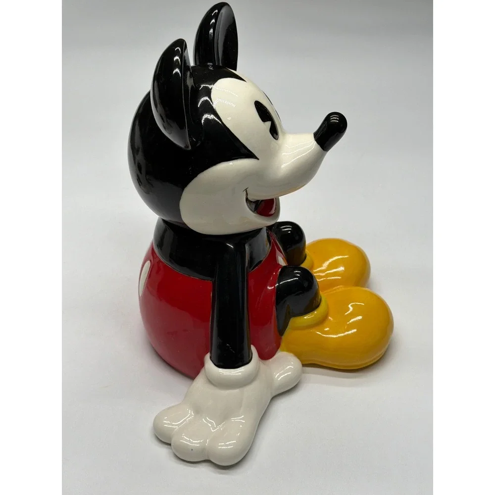 Vintage Disney Treasure Craft Mexico Ceramic Mickey Mouse‎ Figurine Sitting Pose